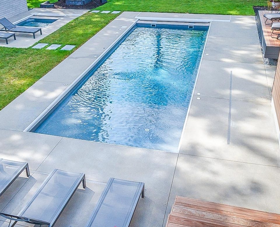 Imagine Pools_Freedomwith Splash Pad30_Storm Grey_USA_2020-4